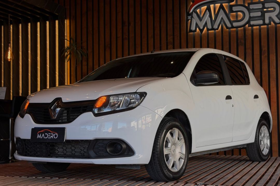 Renault Sandero 2017 — foto 1 de 5