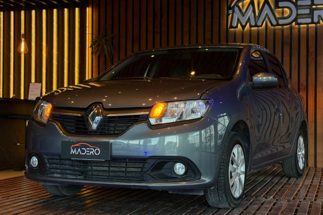 Renault Logan 2014 — foto 1 de 4
