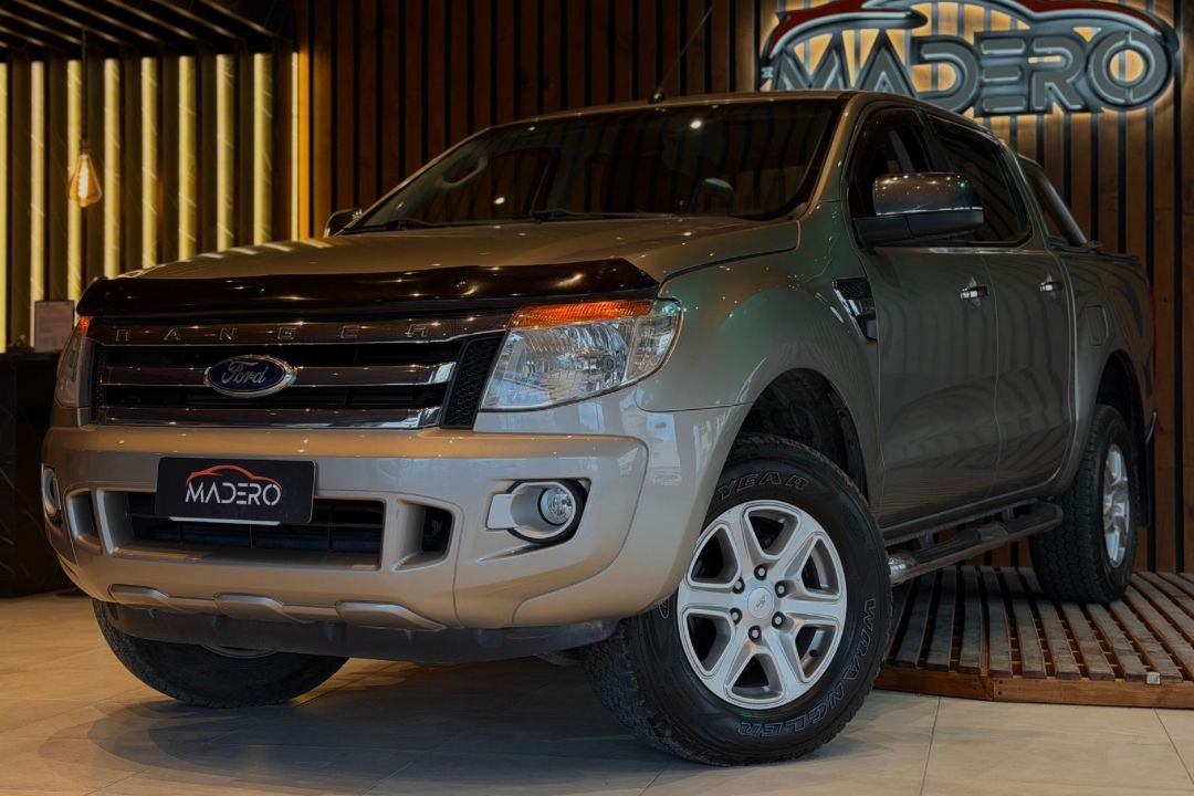 Ford Ranger 2013 — foto 1 de 5