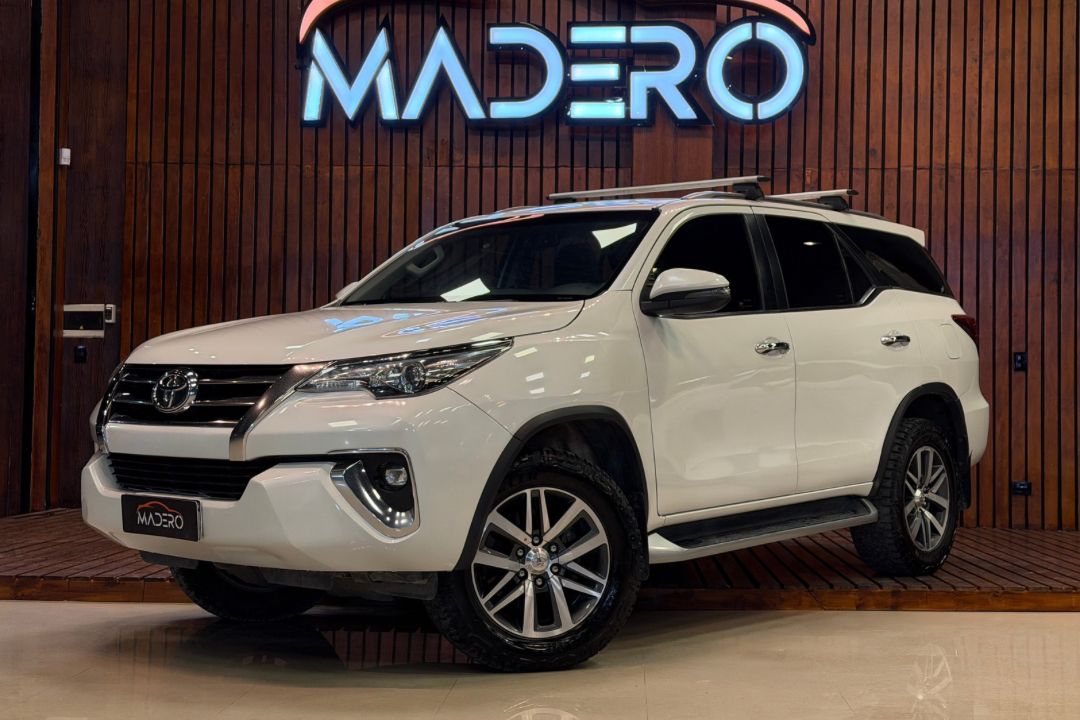 Toyota Sw4 2018 — foto 1 de 4